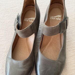 Dansko Roxanne Gray Leather Mary Jane Block Heel Size 37 EUC